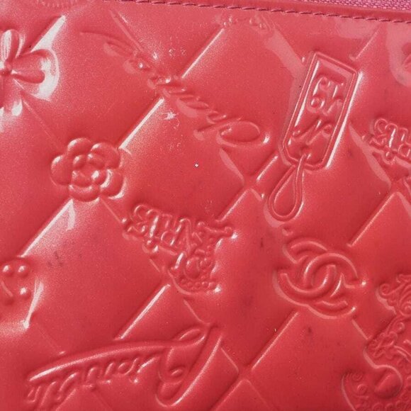 Chanel Pink Patent Leather Embossed Lucky Symbols Long Zippy Wallet - Picture 5 of 11